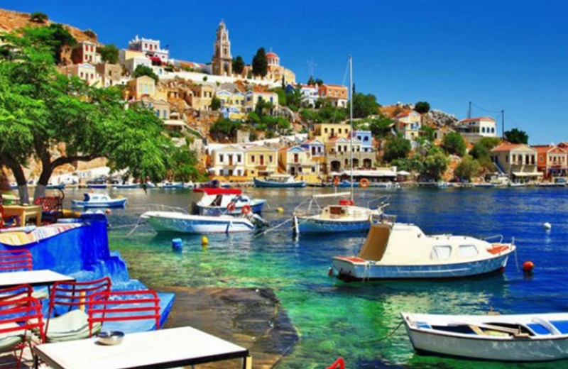 Tην 1 η θέση στην κατηγορία,Καλύτερα νησιά παγκοσμίως τα ελληνικά νησιά 